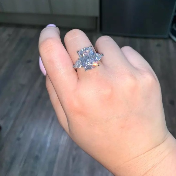 5Ct Cushion Long Cut Swarovski 3-Stones Solitaire Ring - Picture 10 of 13